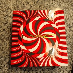 MAC Mistletoe Matte Powder Kiss Lipstick Set (Limited Edition) M.A.C. 5 colors!